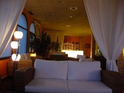 Hotel Pique Гандеса Екстериор снимка