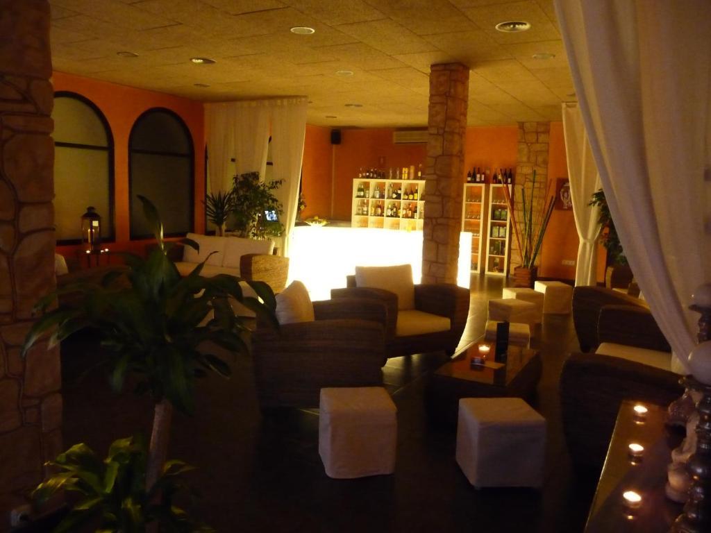 Hotel Pique Гандеса Екстериор снимка
